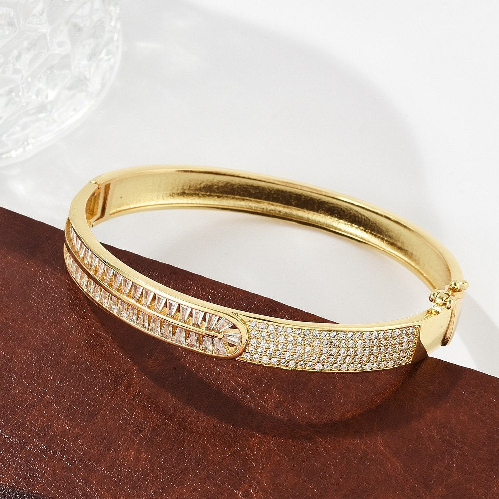 Brazalete con circonia