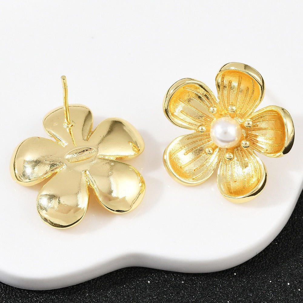 Aretes de Flor con Perla