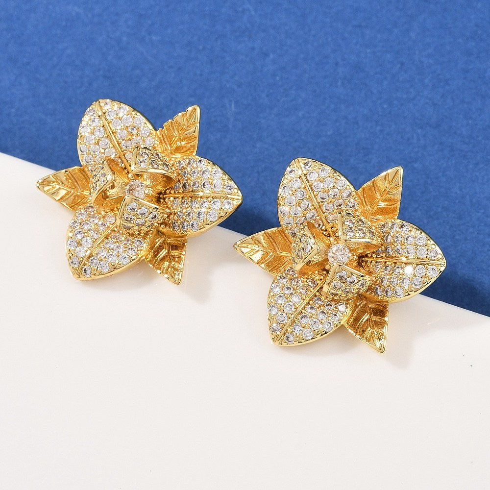 Aretes Flores con circonita cúbica transparente