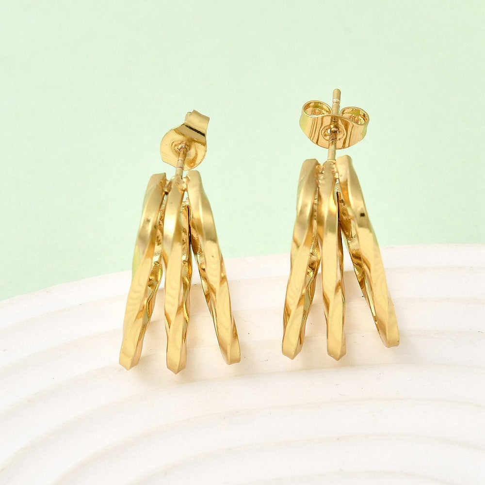 Aretes de acero triple cuadrado