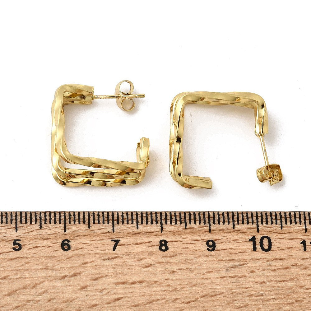 Aretes de acero triple cuadrado