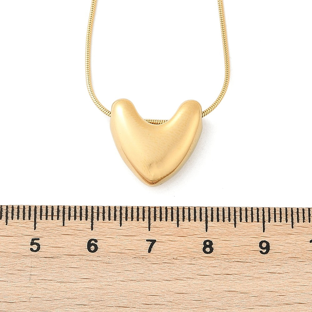 Cadena de serpiente con colgante de corazón