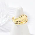 Anillo con forma de lágrima